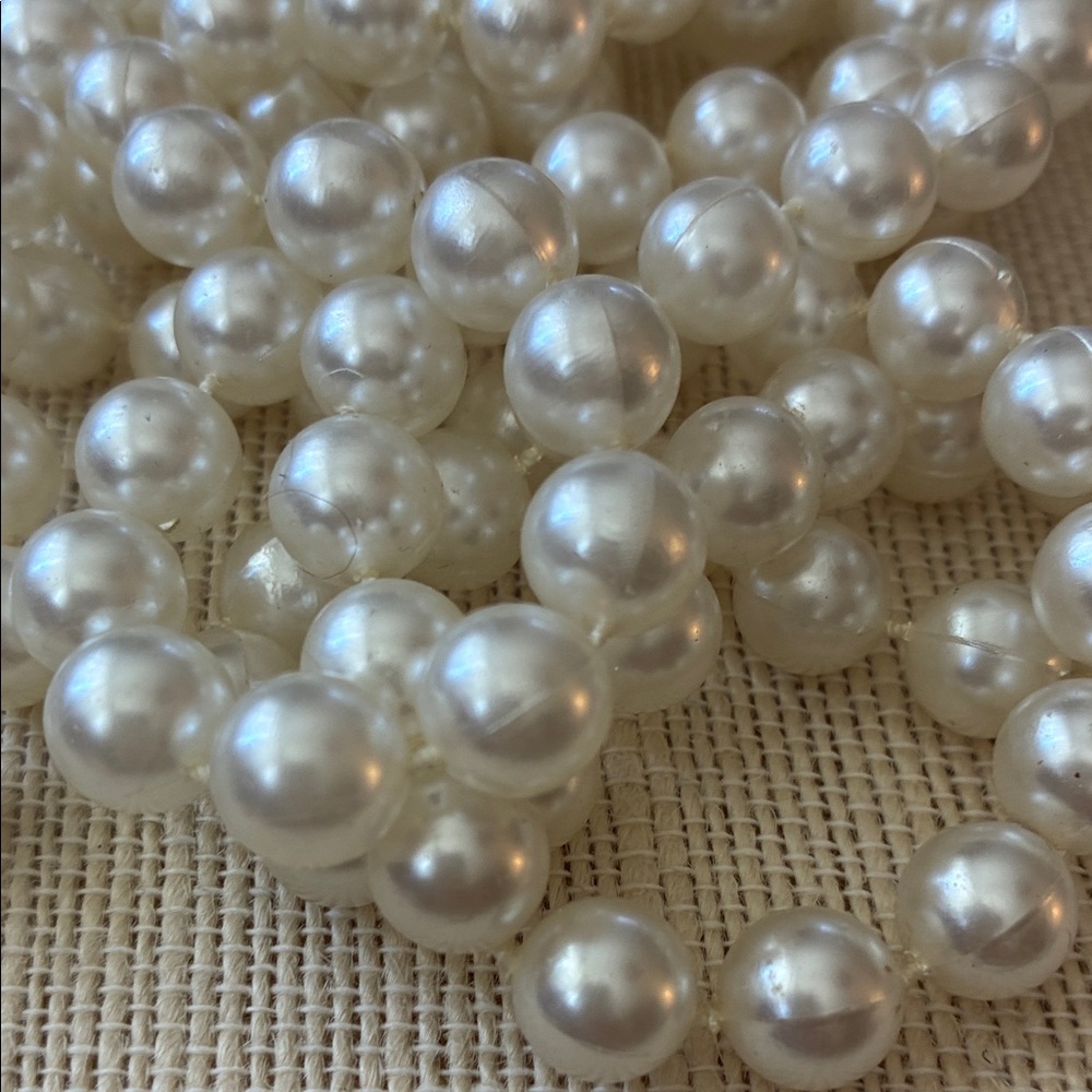 Vintage faux Pearl 80” approximate Necklace - Picture 3 of 10